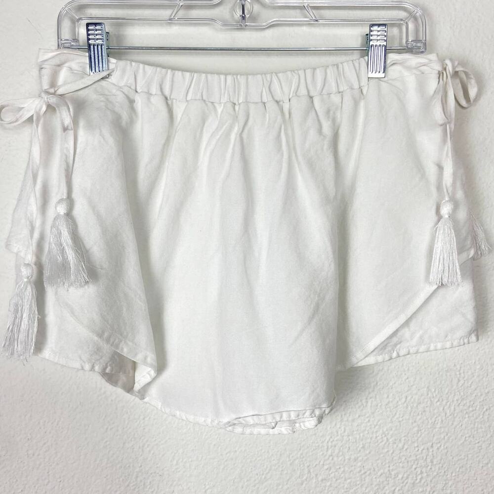Honey Belle Skort Size L White Linen Blend Tassel Side Tie Shortie Shorts